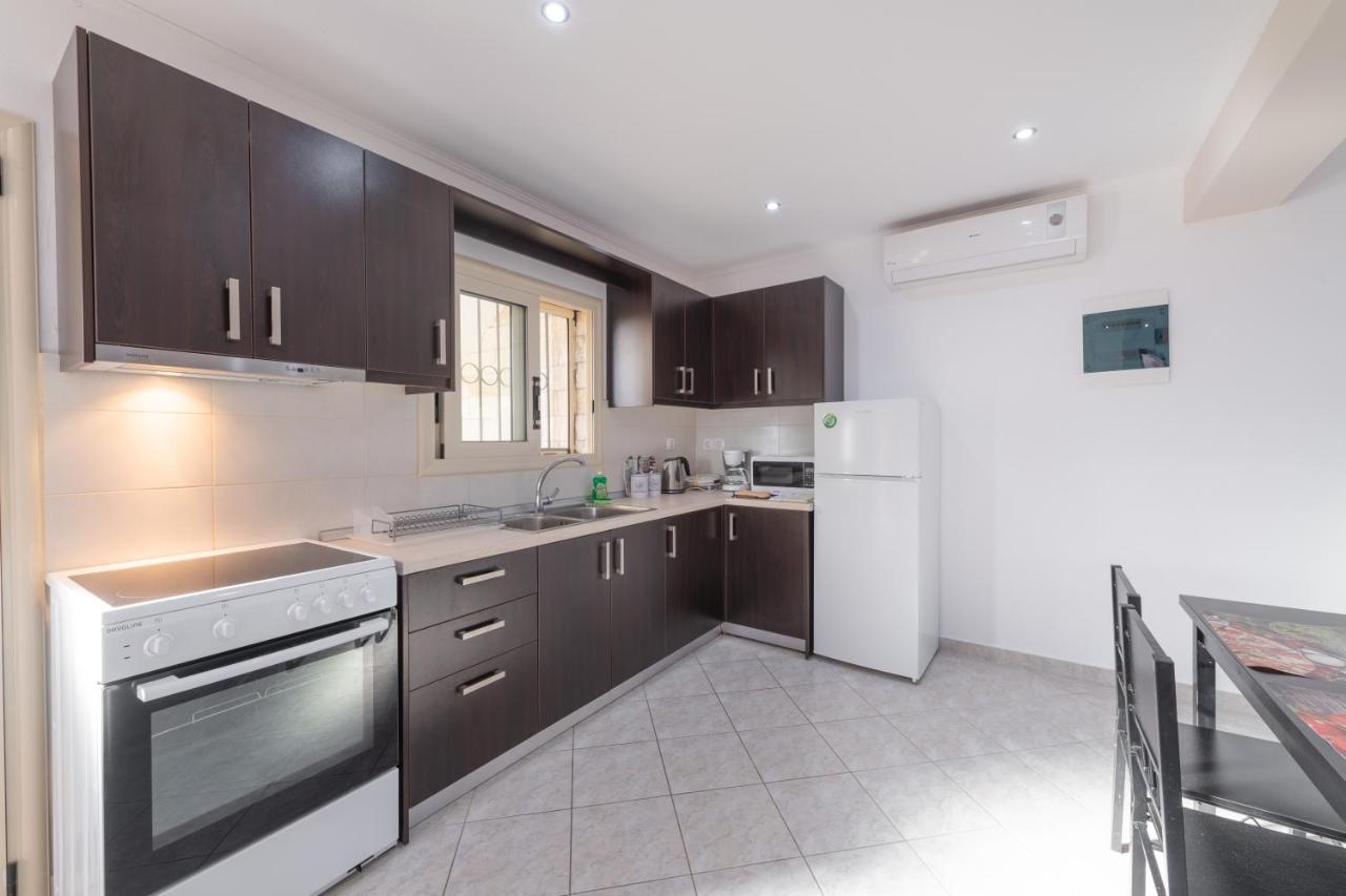 Crystal Blue Hotel, Barbati Ngoại thất bức ảnh