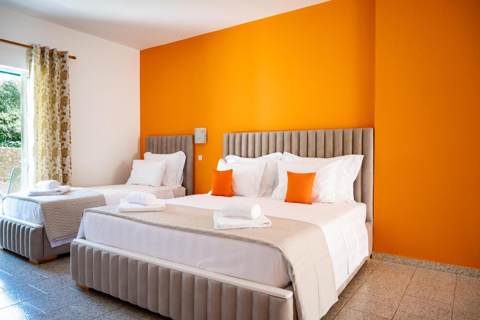 Crystal Blue Hotel, Barbati Ngoại thất bức ảnh