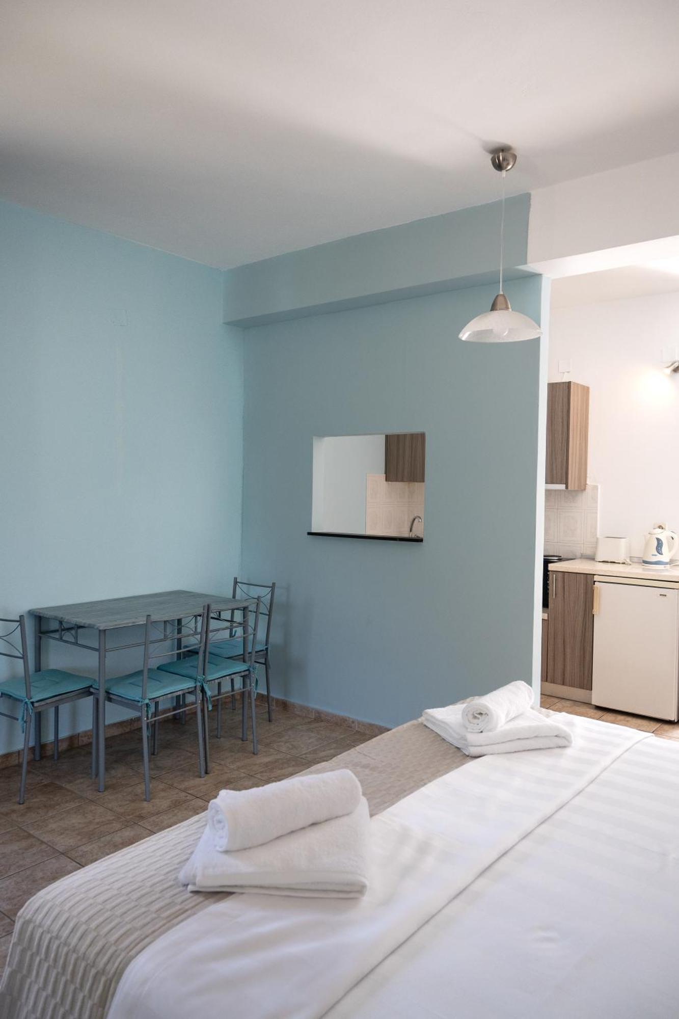 Crystal Blue Hotel, Barbati Ngoại thất bức ảnh