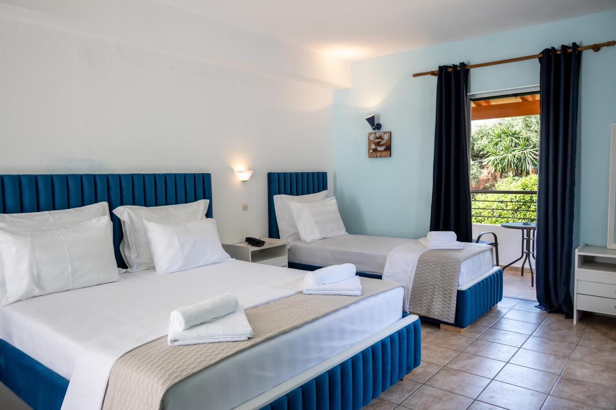Crystal Blue Hotel, Barbati Ngoại thất bức ảnh